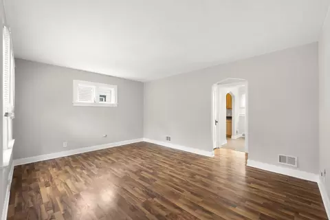 18116 Chicago Ave, Lansing, IL 60438 photo 2