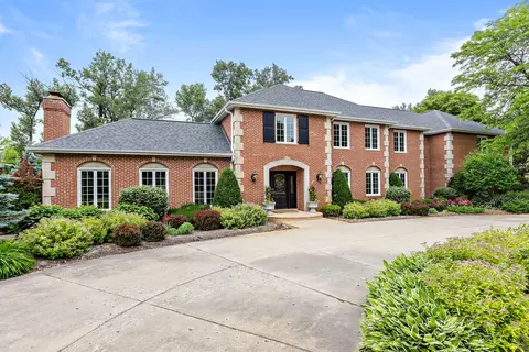 18 Polo Dr, South Barrington, IL 60010