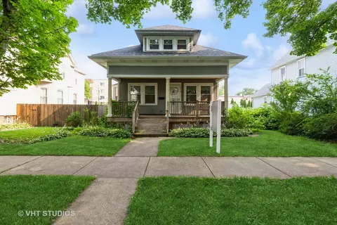 1452 Oakwood Ave, Des Plaines, IL 60016