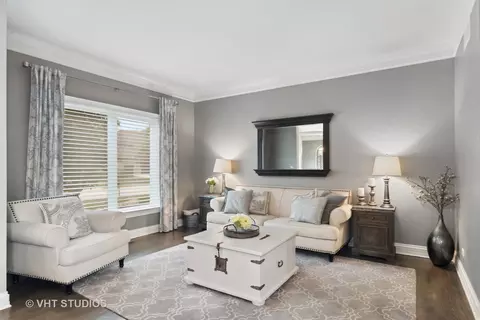 2115 Red Maple Ln, Aurora, IL 60502 photo 6