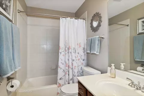 2115 Red Maple Ln, Aurora, IL 60502 photo 27