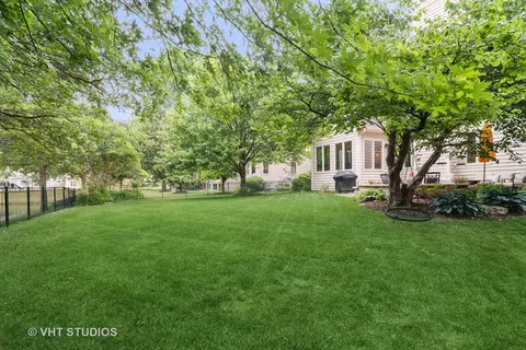 2115 Red Maple Ln, Aurora, IL 60502 photo 39