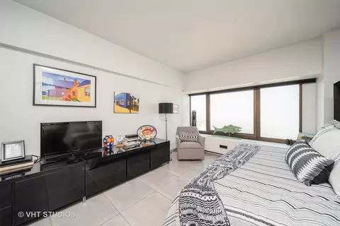 175 E Delaware Pl #5305, Chicago, IL 60611 photo 7