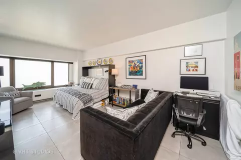 175 E Delaware Pl #5305, Chicago, IL 60611 photo 6