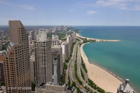 175 E Delaware Pl #5305, Chicago, IL 60611 photo 14