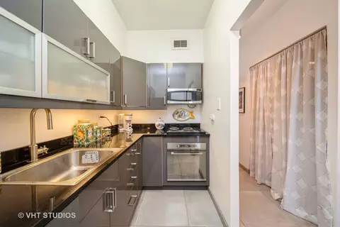 175 E Delaware Pl #5305, Chicago, IL 60611 photo 9