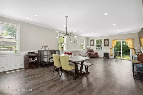 260 Heine Ave, Elgin, IL 60123 photo 11