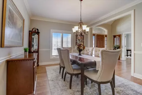 3691 Heathmoor Dr, Elgin, IL 60124 photo 14