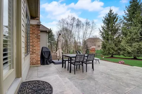3691 Heathmoor Dr, Elgin, IL 60124 photo 35