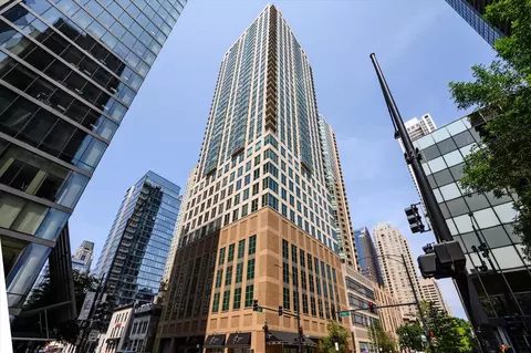 2 Erie St #2511, Chicago, IL 60611