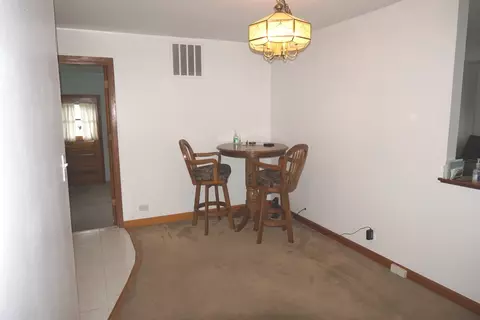 14602 Hamlin Ave, Midlothian, IL 60445 photo 8
