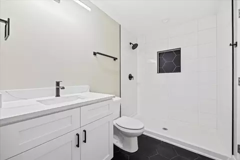 41 E 8th St #2105, Chicago, IL 60605 photo 10