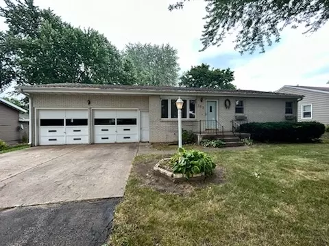 705 E Humphrey Ave, Rock Falls, IL 61071