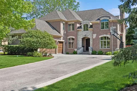 505 Kingston Ter, Deerfield, IL 60015