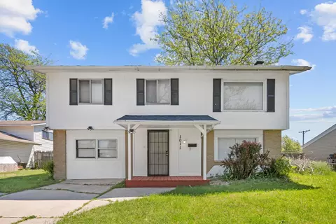 1011 Samson Dr, University Park, IL 60466
