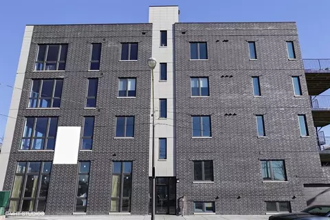 2352 W Potomac Ave #3, Chicago, IL 60622