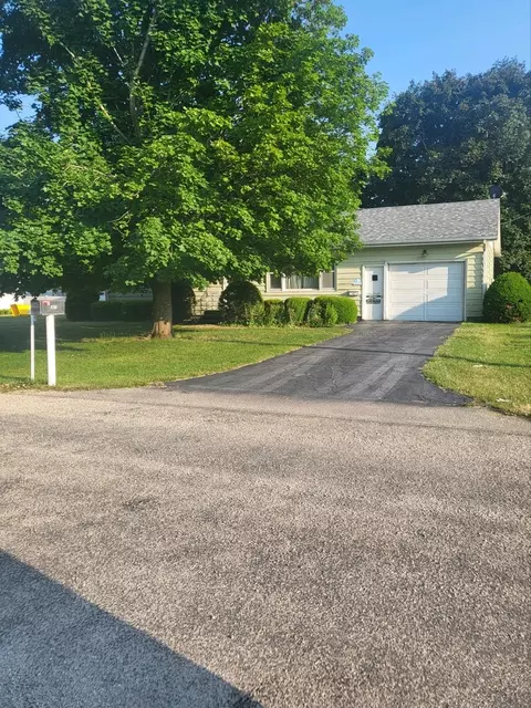 361 Wisconsin Ave, Paw Paw, IL 61353