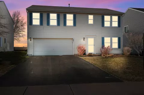 301 N Blue Jay St, Cortland, IL 60112