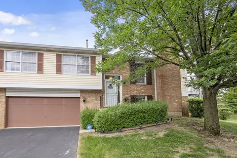 10247 Cambridge Ct, Mokena, IL 60448