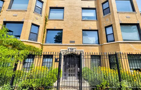 3102 W Lyndale St #3B, Chicago, IL 60647