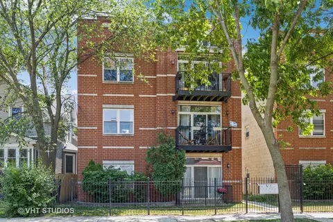5931 W Huron St #3N, Chicago, IL 60644
