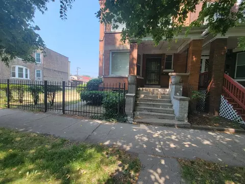 7210 S Eberhart Ave, Chicago, IL 60619 photo 2