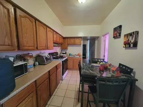 7210 S Eberhart Ave, Chicago, IL 60619 photo 13