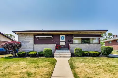 4920 W Randolph St, Hillside, IL 60162