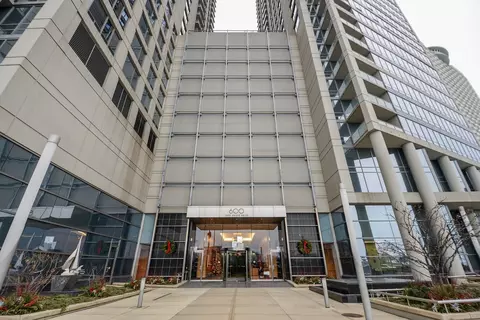 600 N Lake Shore Dr #1803, Chicago, IL 60611