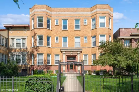 4713 N Dover St #3N, Chicago, IL 60640
