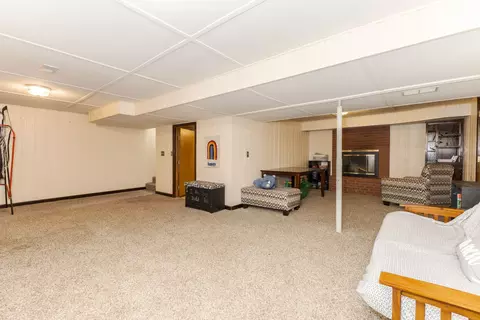902 Crestline Dr, Normal, IL 61761 photo 22