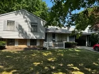 1508 Rutledge Dr, Urbana, IL 61802