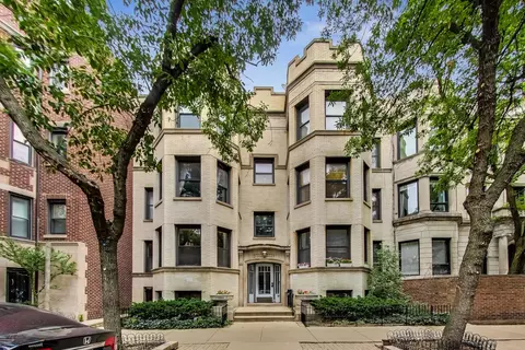3723 N Pine Grove Ave #1, Chicago, IL 60613