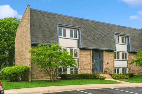 2025 Ammer Ridge Ct #202, Glenview, IL 60025