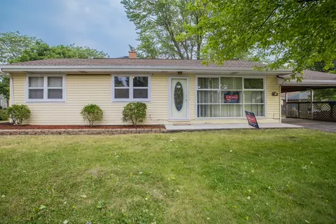 956 W Marion St, Joliet, IL 60436