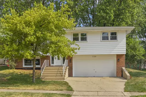 750 Spruce Ln, Bartlett, IL 60103