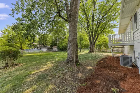 750 Spruce Ln, Bartlett, IL 60103 photo 26
