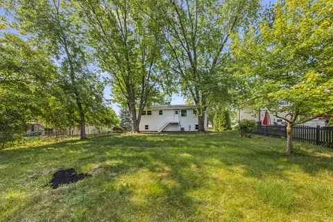 750 Spruce Ln, Bartlett, IL 60103 photo 24