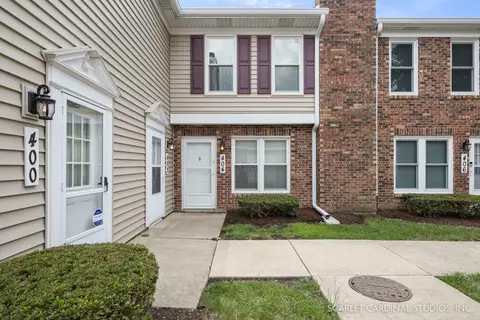 404 Kensington Ct, Naperville, IL 60563