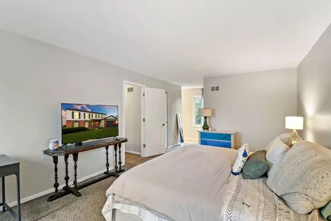 1981 Madison Ave, Gurnee, IL 60031 photo 16