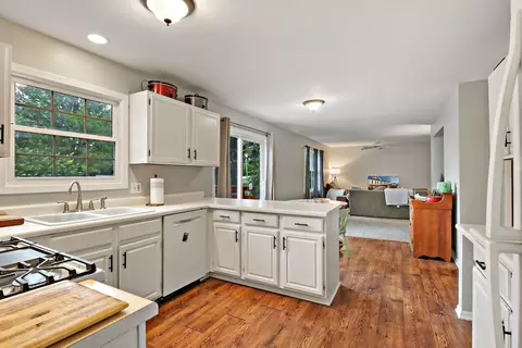 1981 Madison Ave, Gurnee, IL 60031 photo 6