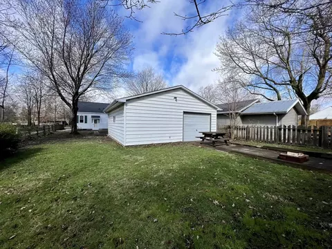 906 Normal Ave, Normal, IL 61761 photo 34