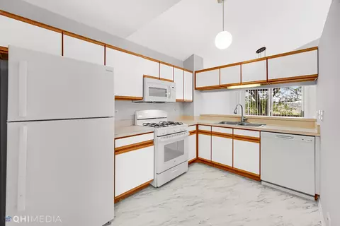 2352 Dawson Ln, Algonquin, IL 60102 photo 9