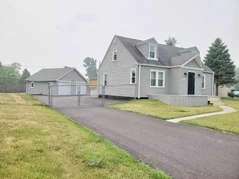 37483 N Granada Blvd, Lake Villa, IL 60046