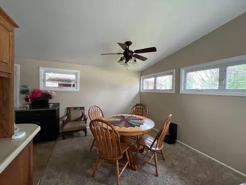201 S Jackson St, Morrison, IL 61270 photo 8