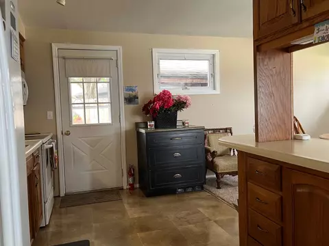 201 S Jackson St, Morrison, IL 61270 photo 10