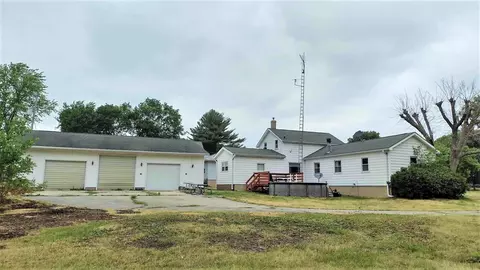 104 N Pond St, Lostant, IL 61334 photo 1
