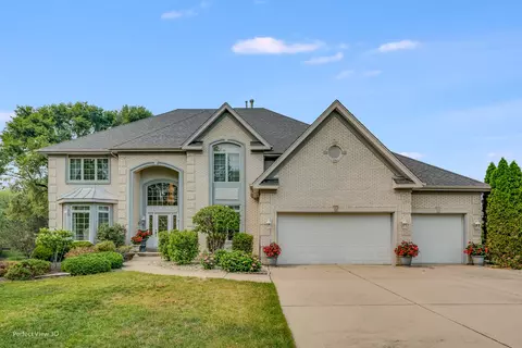 412 Shadow Creek Dr, Palos Heights, IL 60463
