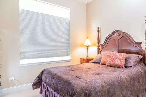 3853 Olympia Fields Dr, Elgin, IL 60124 photo 18