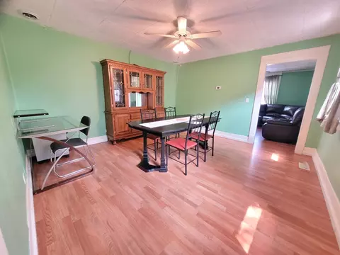 112 E Oliver St, Mansfield, IL 61854 photo 5